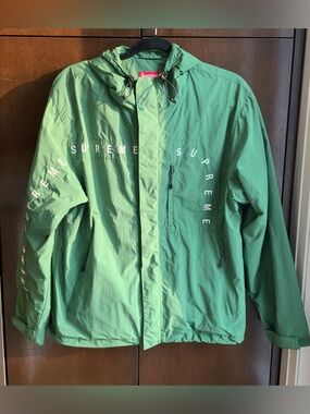 SUPREME FW20 Curve Logos Ripstop Jacket